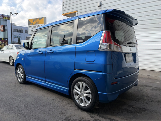 �y�O�� ���΂ߌ��z