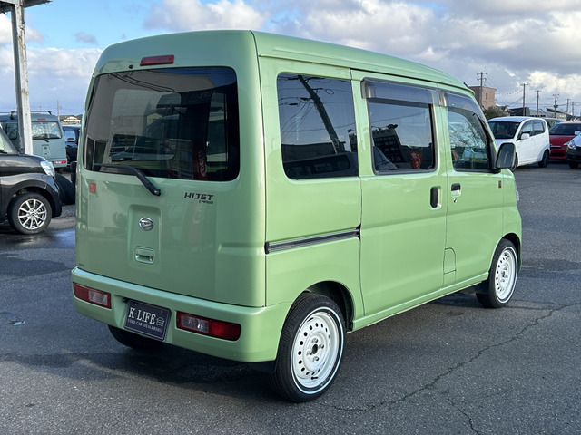 �y�x�����z���i�X�z���Ԃ������������܂��āA���ɗL�������܂��B�݌Ɏԗ��ɂȂ�܂��̂ŁA���񂲓s���̋X�������ɁA���ɗ��ĉ������B���X�\��������ƁA���ē����X���[�Y�ł��B