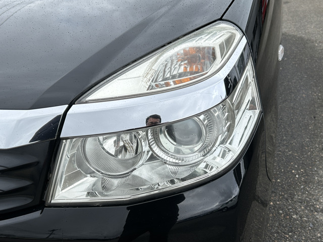 �y�x�����z���i�X�z���Ԃ������������܂��āA���ɗL�������܂��B�݌Ɏԗ��ɂȂ�܂��̂ŁA���񂲓s���̋X�������ɁA���ɗ��ĉ������B���X�\��������ƁA���ē����X���[�Y�ł��B