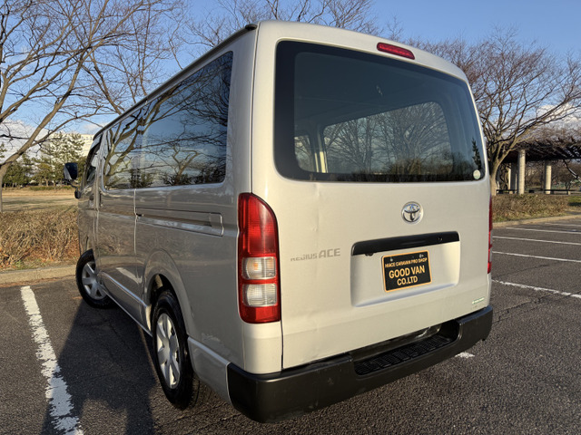 ハイエースバン3.0 DX ロング ディーゼル 4WD