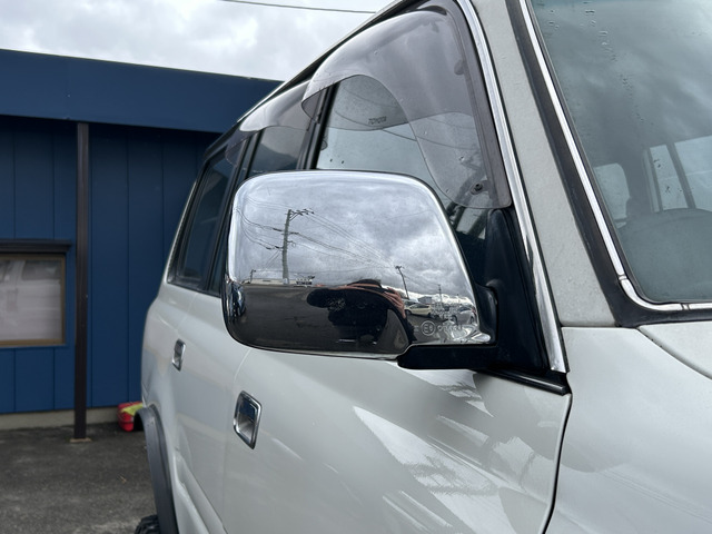 �y�x�����z���i�X�z���Ԃ������������܂��āA���ɗL�������܂��B�݌Ɏԗ��ɂȂ�܂��̂ŁA���񂲓s���̋X�������ɁA���ɗ��ĉ������B���X�\��������ƁA���ē����X���[�Y�ł��B