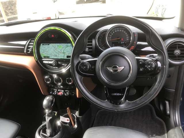 �X�e�A�����O�����R���E�I�[�g�N���[�Y�t��