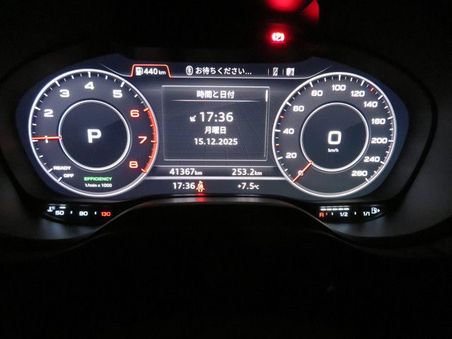 A3スポーツバック2.0 TFSI クワトロ スポーツ 4WD