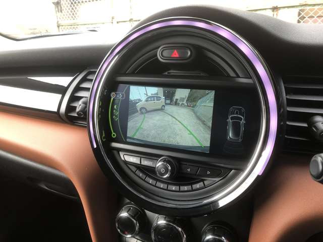 �Ԍɓ���y�X���o�[�X�A���o�b�N�J����