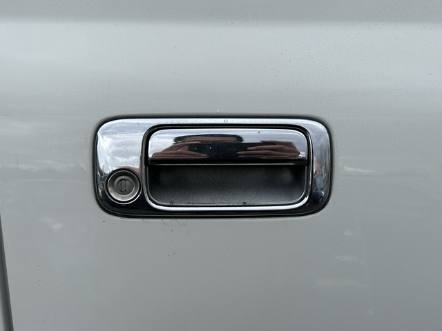 �y�x�����z���i�X�z���Ԃ������������܂��āA���ɗL�������܂��B�݌Ɏԗ��ɂȂ�܂��̂ŁA���񂲓s���̋X�������ɁA���ɗ��ĉ������B���X�\��������ƁA���ē����X���[�Y�ł��B