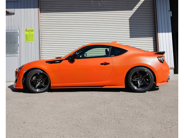 �T�C�h�B�N�[�����[�V���O�G�A����t�ς�