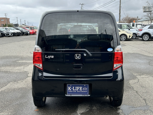 �y�x�����z���i�X�z���Ԃ������������܂��āA���ɗL�������܂��B�݌Ɏԗ��ɂȂ�܂��̂ŁA���񂲓s���̋X�������ɁA���ɗ��ĉ������B���X�\��������ƁA���ē����X���[�Y�ł��B