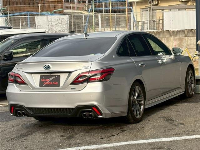 クラウンハイブリッド