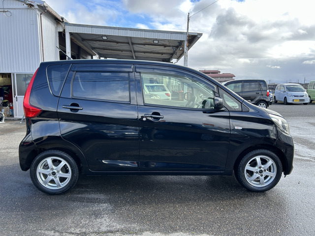 �y�x�����z���i�X�z���Ԃ������������܂��āA���ɗL�������܂��B�݌Ɏԗ��ɂȂ�܂��̂ŁA���񂲓s���̋X�������ɁA���ɗ��ĉ������B���X�\��������ƁA���ē����X���[�Y�ł��B