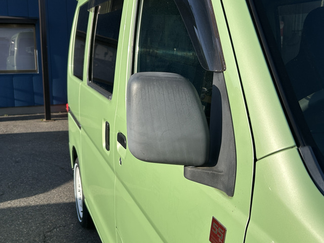 �y�x�����z���i�X�z���Ԃ������������܂��āA���ɗL�������܂��B�݌Ɏԗ��ɂȂ�܂��̂ŁA���񂲓s���̋X�������ɁA���ɗ��ĉ������B���X�\��������ƁA���ē����X���[�Y�ł��B