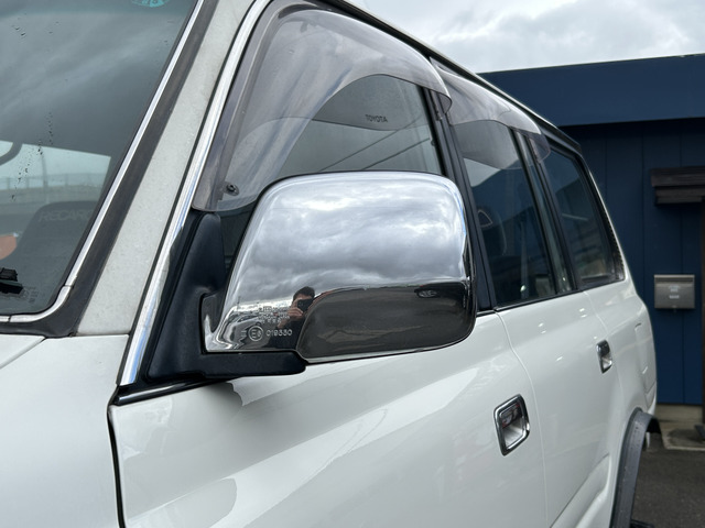 �y�x�����z���i�X�z���Ԃ������������܂��āA���ɗL�������܂��B�݌Ɏԗ��ɂȂ�܂��̂ŁA���񂲓s���̋X�������ɁA���ɗ��ĉ������B���X�\��������ƁA���ē����X���[�Y�ł��B