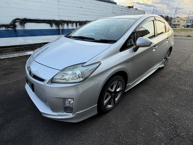 �v���E�X(�g���^) 1.8 L ���Îԉ摜