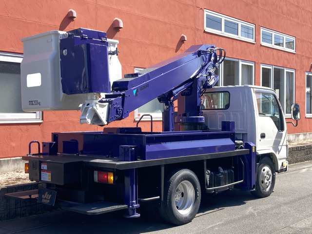 エルフ高所作業車