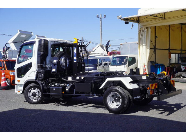 �o���E�g���b�N�Ƃ���1��1��d�l�̈قȂ镨�����A���m���Ɋ�Â�������₷�����������Ē����܂��B