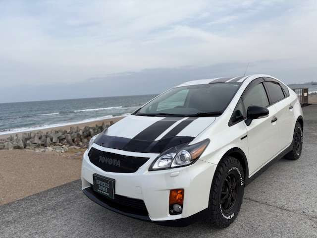 プリウス1.8 S LEDエディション