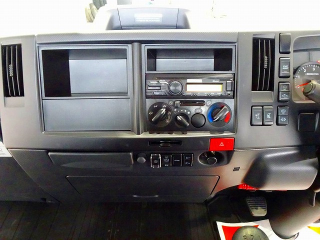 �Ԑ���E�x�񑕒u �Փ˔�Q�y���u���[�L �A�C�h�����O�X�g�b�v �t�H�O�����v �g���N�V�����R���g���[�� �����u���� �R���^���N100L