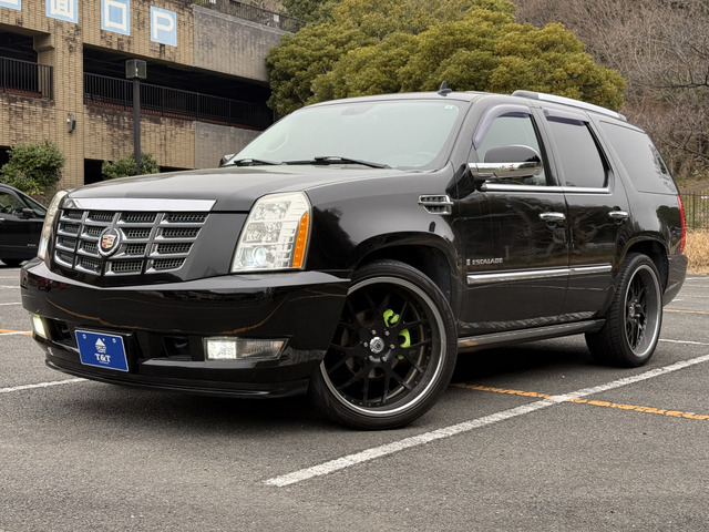 エスカレードプレミアム 4WD