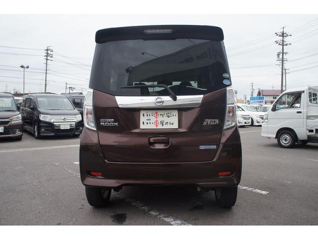 総額金額の中には法廷車検2年、自動車税、無料保証もすべて含んでおります!ご安心ください!おまかせください!直通TEL0569-84-1338