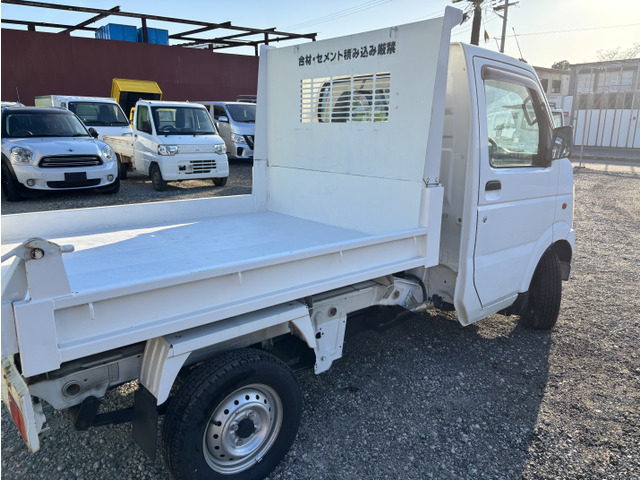 ���X�̋��݂͔��悪��r�I�����A�i���ɂĔ̔��ł��邱�Ƃł�!!