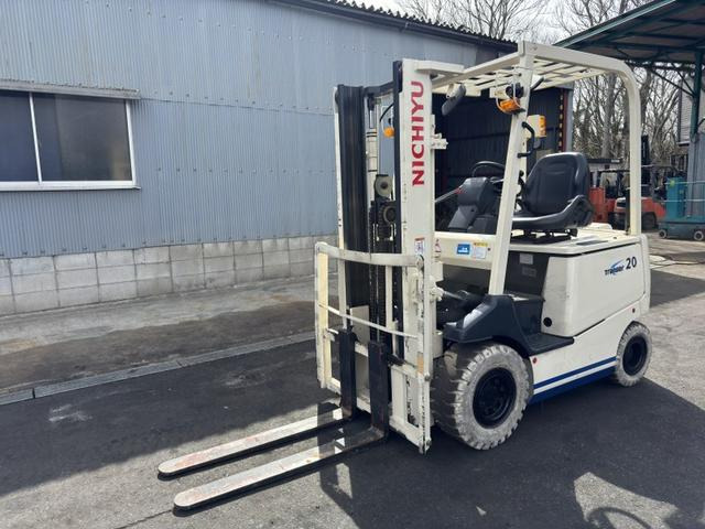 ニチユバッテリーフォークリフト