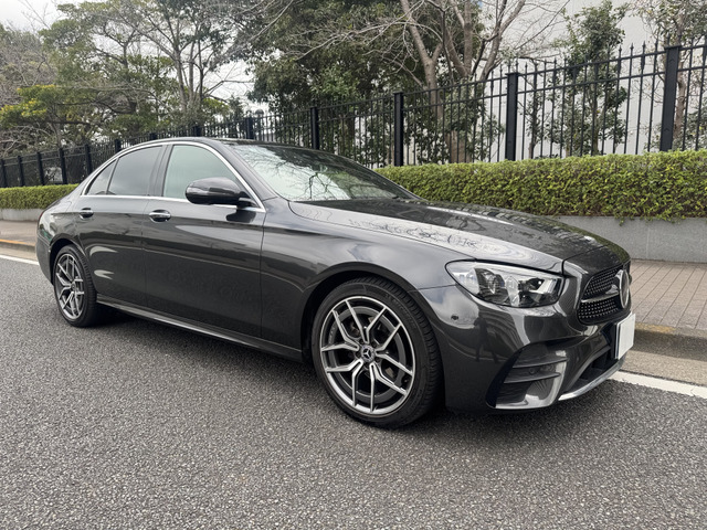 EクラスE200 スポーツ (BSG搭載モデル)