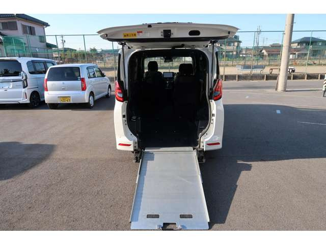 ノア2.0 S-G ウェルキャブ 車いす仕様車 タイプI 車いす2名仕様