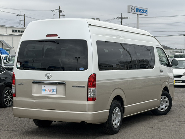 ハイエース2.7 グランドキャビン