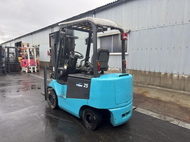 ニチユバッテリーフォークリフト