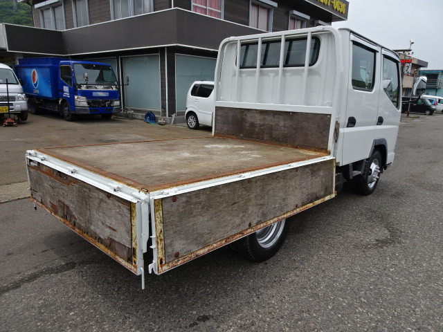 ������₷���悤�ɎB�e���Ă���܂����A�ǂ����Ă��Y��ɉf���Ă��܂��̂ŁA�摜��菬�L�Y���ꑽ���Ƃ��l�@������! ���f�ڈȊO�̉摜���������܂��̂ŁA����]�̕��͂��C�y�ɂ��₢���킹������!