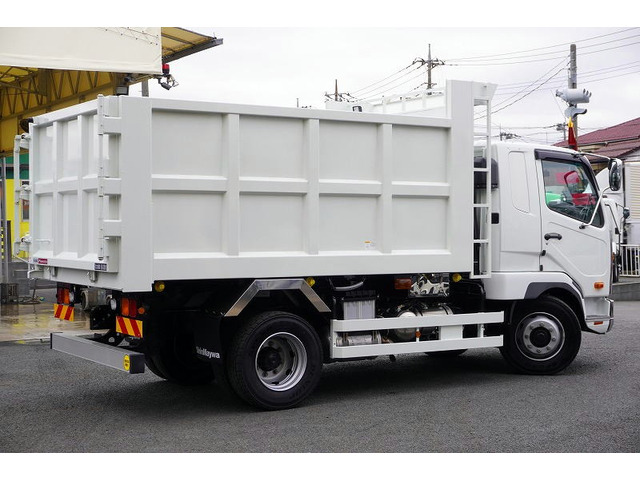 �o���E�g���b�N���A���݌�200��ȏ�!!���Ђ�HP�����񂲗����������Bhttp://www.vantruck.co.jp/index.htm