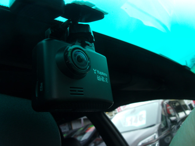 ���s�e�����h���C�u���R�[�_�[�B