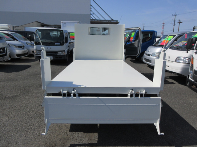 �����A�E�ב���ł����O���J����