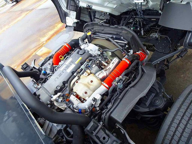 �G���W�����[��