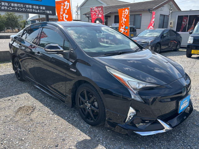 �K���X�R�[�e�B���O�Ȃǂ��s���Ă���܂��B�v���̋Ǝ҂ɂ��A�{�H�ł��̂ł����S���Ă����݂��������B