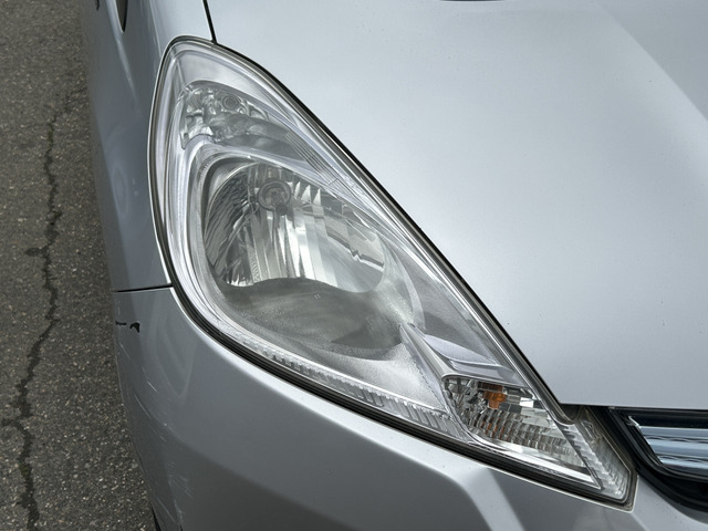 �y�x�����z���i�X�z���Ԃ������������܂��āA���ɗL�������܂��B�݌Ɏԗ��ɂȂ�܂��̂ŁA���񂲓s���̋X�������ɁA���ɗ��ĉ������B���X�\��������ƁA���ē����X���[�Y�ł��B