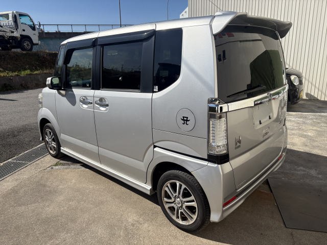 N-BOXカスタムG Lパッケージ 4WD