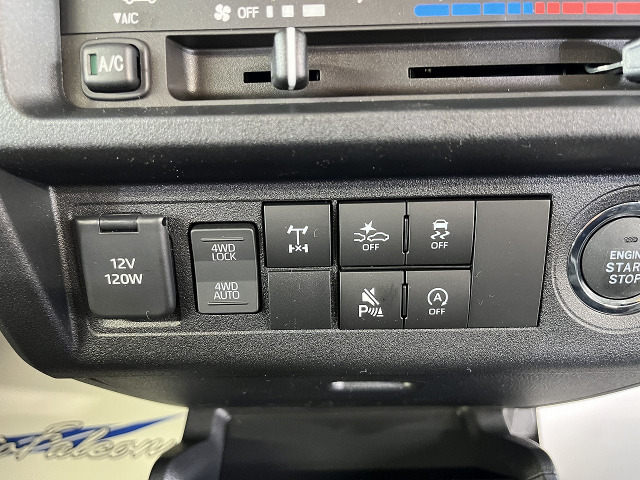 �X�}�[�g�A�V�X�g��A�C�h�����O�X�g�b�v�ȂǑ������ځ�