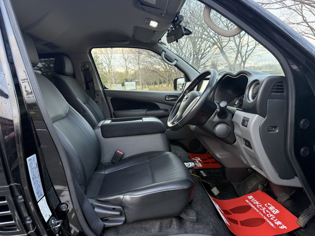 買ったばかりの愛車、ずっときれいにしていたいですよね!ご購入いただいたお車を綺麗な状態に保てるよう、コーティングなどのオプションもご用意しております。詳しくは店舗までお問い合わせください♪