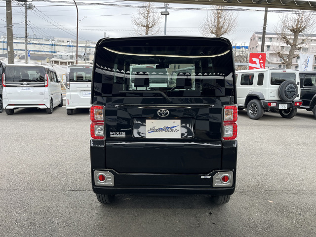 �����ԕی��ł�����̂��q�l�͐����x�����������k���󂯂ł��܂��B �ڂ����͂��莝���̏،��E�Ԍ��؂��������̏ゲ���k�������B