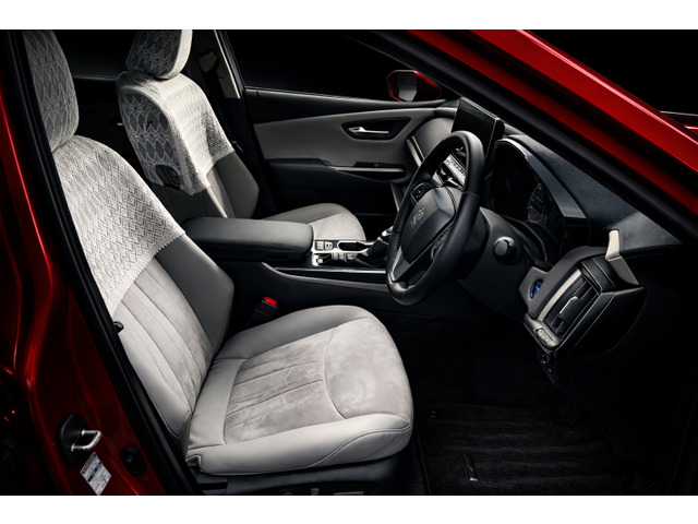 クラウンハイブリッド 2.5 S