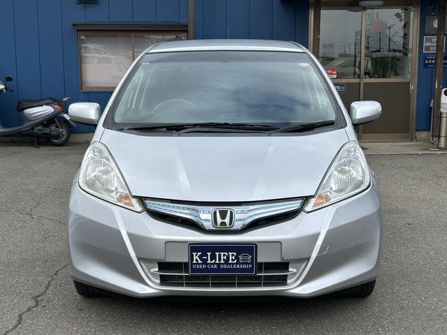 �y�x�����z���i�X�z���Ԃ������������܂��āA���ɗL�������܂��B�݌Ɏԗ��ɂȂ�܂��̂ŁA���񂲓s���̋X�������ɁA���ɗ��ĉ������B���X�\��������ƁA���ē����X���[�Y�ł��B