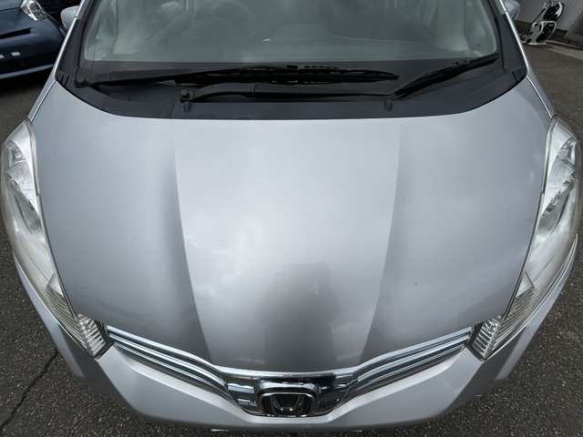 �y�x�����z���i�X�z���Ԃ������������܂��āA���ɗL�������܂��B�݌Ɏԗ��ɂȂ�܂��̂ŁA���񂲓s���̋X�������ɁA���ɗ��ĉ������B���X�\��������ƁA���ē����X���[�Y�ł��B