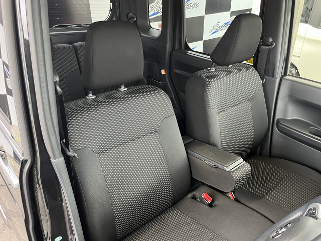 ���Ђł͂��D�݂̃t���A�}�b�g�ELED���[�������v�Ȃǂ���]������Γ��X�X�^�b�t�܂Ł�