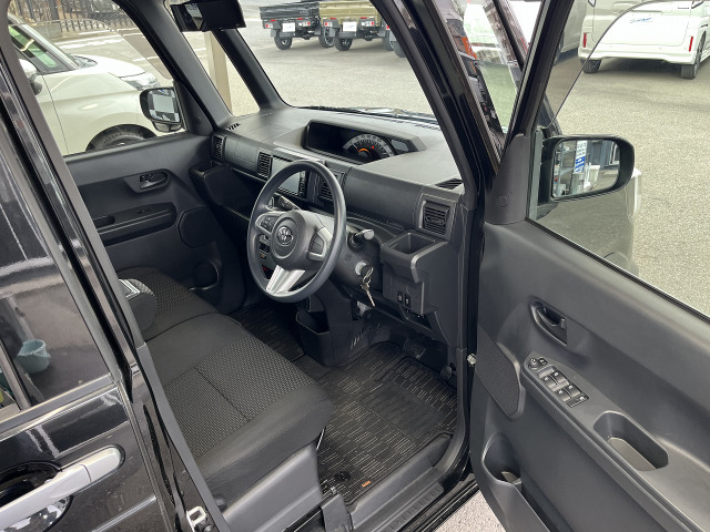 �V�[�g�ɂ͑傫�ȃV�~��؂�Ȃǂ��Ȃ��Y��ȓ����ł�!!