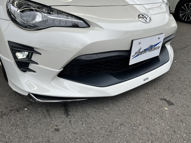 ���f���X�^�G�A�����ځ�