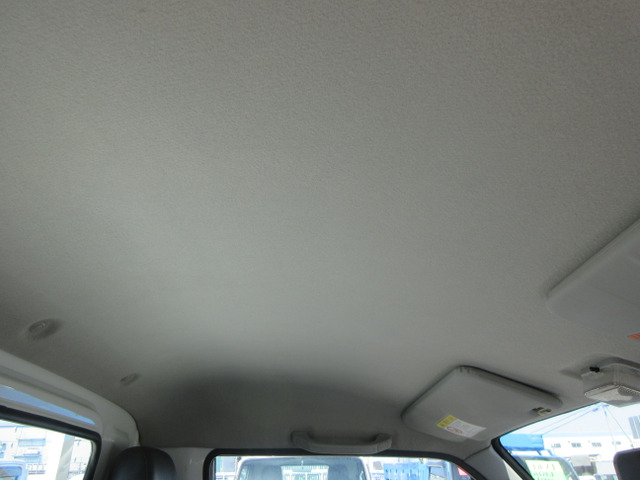 �������E�V����ł���