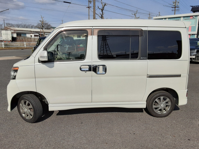 3�����E3000km�̖����ۏؕt���ł��B�G���W���A�~�b�V�������̏C���̍ۂɋ��z���傫���Ȃ肪���ȉӏ��������C���ň��S�ł��B�ő�3�N�܂ł̗L���ۏ؂���舵���Ă���܂��B