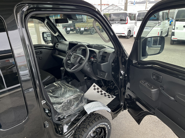 �V�[�g�ɂ͑傫�ȃV�~��؂�Ȃǂ��Ȃ��Y��ȓ����ł�!!