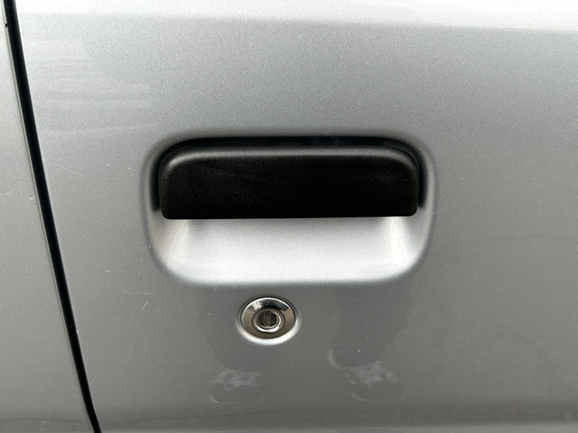 �y�x�����z���i�X�z���Ԃ������������܂��āA���ɗL�������܂��B�݌Ɏԗ��ɂȂ�܂��̂ŁA���񂲓s���̋X�������ɁA���ɗ��ĉ������B���X�\��������ƁA���ē����X���[�Y�ł��B