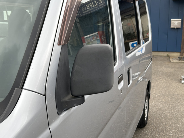 �y�x�����z���i�X�z���Ԃ������������܂��āA���ɗL�������܂��B�݌Ɏԗ��ɂȂ�܂��̂ŁA���񂲓s���̋X�������ɁA���ɗ��ĉ������B���X�\��������ƁA���ē����X���[�Y�ł��B